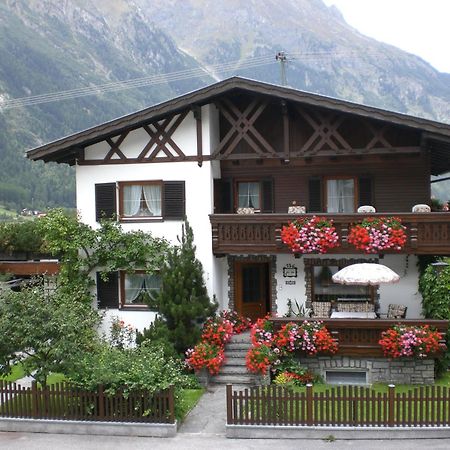 Ferienwohnung Familie Hoefler Längenfeld Exterior photo